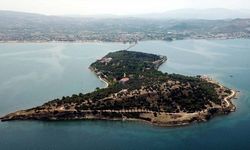 Urla Karantina Adası'nın tarihçesi nedir?