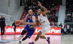 Aliağa Petkimspor, Anadolu Efes karşısında mağlup: 85-79