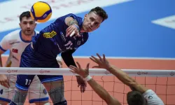 Voleybolda İzmir derbisi: Arkas Spor, Altekma'ya 3-2 mağlup oldu