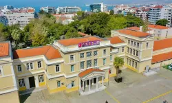 İzmir Atatürk Lisesi Mezunları geri adım atmıyor: Dava açıldı