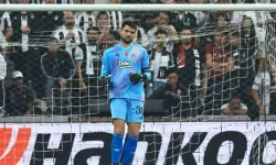 Beşiktaş'tan sakatlık açıklaması: Frankfurt maçında ağrı hissetmişti