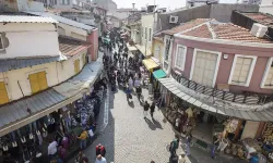 Konak Belediyesi’nden Kemeraltı’na neşter: Dükkanlar teker teker denetlenecek