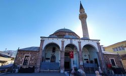 İzmir'in en eski ibadethanelerinden biri: Başdurak Camii nerede, nasıl gidilir?