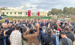 CHP, İzmir'deki kaçak tarikat yurduna çıkarma yaptı: Arkasında AKP'li siyasetçiler var