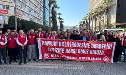 DİSK İzmir’den AKP’ye seslendi: Kayyım oyunu geçmişte tutmadı, yine tutmayacak!