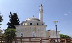 İzmir'de bulunduğu meydana adını veren eser: Hatuniye Camii nerede, nasıl gidilir?