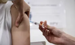 HPV aşısı nedir? HPV aşısı kaç yaşına kadar uygulanabilir?