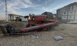 İki gencin iş makinesi merakı ölümle bitti: O anlar saniye saniye görüntülendi