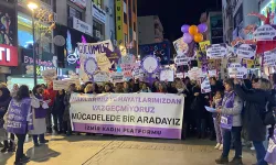 Kadınlar iktidara İzmir’den seslendi: Her yeri suç mahaline döndürdünüz!