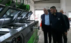 Kemalpaşa Belediyesi Zeytinyağı Fabrikası'nda sıkım işlemi başladı