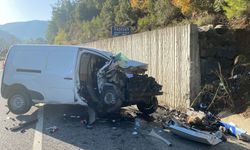 Muğla'da feci trafik kazası: İki çocuk hayatını kaybetti