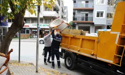 Karşıyaka'da çöple mücadele: Her gün 357 ton atık toplanıyor