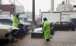 Muğla'da yoğun yağışlara anında müdahale: Büyükşehir sahada