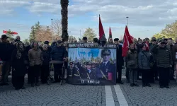 İzmir'de emekli askerler ihraç edilmek istenen teğmenlere sahip çıktı: Sakın yılmayın