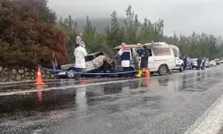 İzmir'de feci kaza: Bir kişi yanarak can verdi