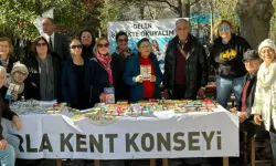 Urla’da sürdürülebilir kitap paylaşımı: Dolaşan Kitap projesi büyüyor