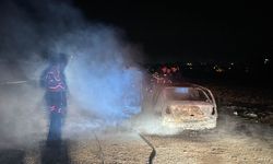 İzmir'de korkunç kaza: Otomobil alev aldı!