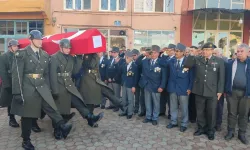 Kıbrıs Gazisi Çakmak, İzmir'de son yolculuğuna uğurlandı