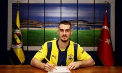 Mimovic Fenerbahçe'de: Kulüp tarihindeki 6'ncı Sırp futbolcu oldu