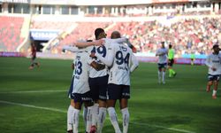 Fenerbahçe Gaziantep FK'yi 4-1 yendi: Çeyrek final yolunda!