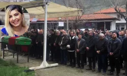 İzmir'de hayatını kaybeden Özge hemşire Muğla'da toprağa verildi