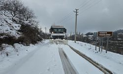 İzmir’in dağlarında kar teyakkuzu: Ekipler 24 saat görev başında