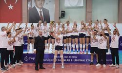 Altınordu Voleybol'dan büyük başarı: 1. Lig'e yükseldiler