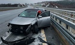 İzmir-İstanbul Otoyolu'nda kaza! Araçlar arka arkaya savruldu