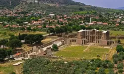 İzmir'e bir saat uzaklıkta | Tarihte paranın ilk kez kullanıldığı yer: Sardes Antik Kenti