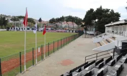 Türk ve Yunan futbolcular karşılaşacak: Çeşme'de dostluk maçı