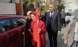 CHP İzmir'in en yaşlı üyesi: 104 yaşındaki Yaylalı, ön seçimde oy kullandı