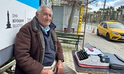 İzmir Adliyesi önünde bir ömür: 40 yıldır vatandaşlara yol gösteriyor