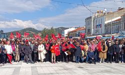 Foça'da 'İmamoğlu' protestosu devam ediyor: Sonunda millet kazanacaktır!