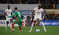 Galatasaray'dan geri dönüş! Alanyaspor'u 2-1 mağlup etti!