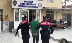 6 farklı suçtan aranıyordu: İzmir'de polisin şüphesi üzerine yakalandı