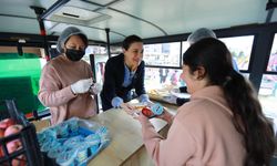 Selçuk'ta öğrencilere destek kampanyası: Kent Lokantası Otobüsü'nde dayanışma adımı