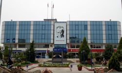 Menderes Belediyesi alıcı bulamadı, yeniden satışa çıkardı