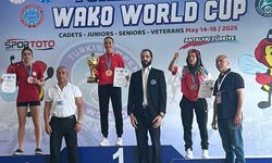 Bayraklı’nın altın sporcusu dünya şampiyonu oldu