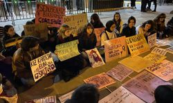 Kadın cinayetlerini protesto eden öğrenciler ilk duruşmada beraat etti