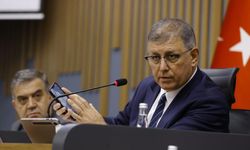 Cemil Tugay: İZENERJİ maaşları dolar cinsinden iki katına yaklaştı