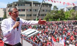 CHP'li Özgür Özel: Ekrem İmamoğlu'nu bağırlarına bastılar