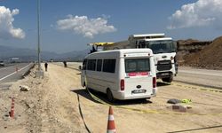Aydın’da feci kaza: Servis minibüsünün çarptığı işçi hayatını kaybetti