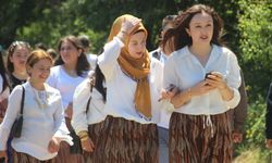 Gençler Aşıklar Sokağı’nda nasibini aradı