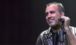 İzmir'de festival heyecanı devam ediyor: Haluk Levent konseri ücretsiz!