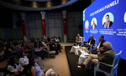 Hukuk dünyası Foça’da buluştu: Yargı mensupları ve öğrenciler bir arada