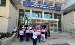 İzmir Büyükşehir'den kıdem tazminatlarını alamayan emekli işçiler tepki gösterdi