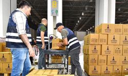 İzmir’de bayram yardımları: 40 bin haneye gıda kolileri dağıtılıyor