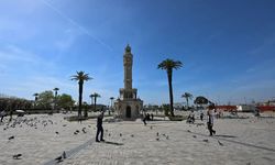 İzmir'de yaz tadında bir hafta başlıyor: Sıcaklık 33 dereceye yükselecek