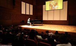 İzmir’de minikler müzikle buluştu: Çocuklara özel Mozart konseri