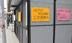 Belediye 15 gün süre verdi: İzmir Sevgi Yolu esnafından tepki